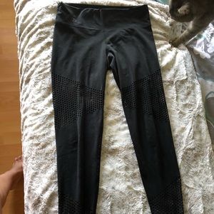 Yoga lab pants (medium)